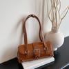 Highend underarm bag women's new trend fashion versatile rivet locomotive bag retro handbag