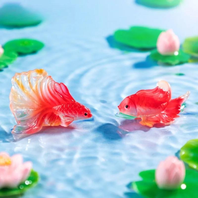 1PC Miniature Resin Gold Fish Figurine for Tank Decorations Mini Colorful Simulation Gold Fish Micro Landscape Pet Supplies