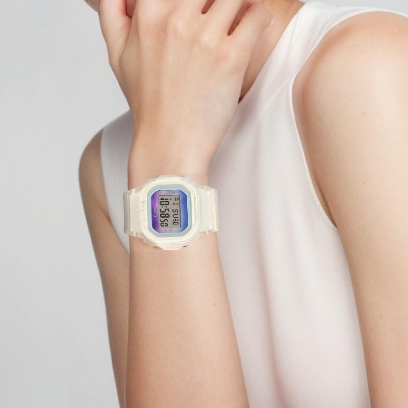Casio Baby G Winter Landscape BGD 560WL 7 BGD-560WL-7JF