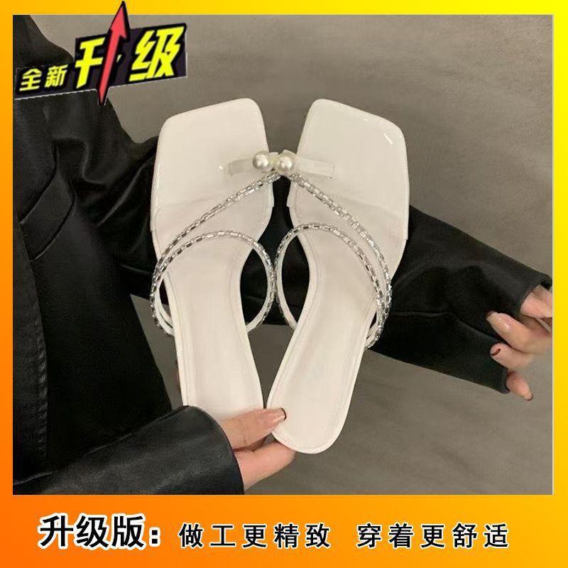 Thin strap outer wear women's cool slippers 2025 summer new simple design versatile cover toe sandals women's