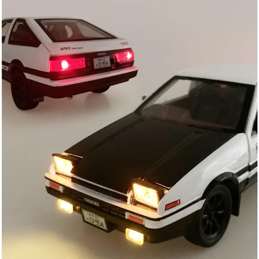 1/20 Movie Car INITIAL D Toyota AE86 Alloy Car Model Diecast & Toy Vehicles Metal Car Model Simulation Sound Light Toy Gift