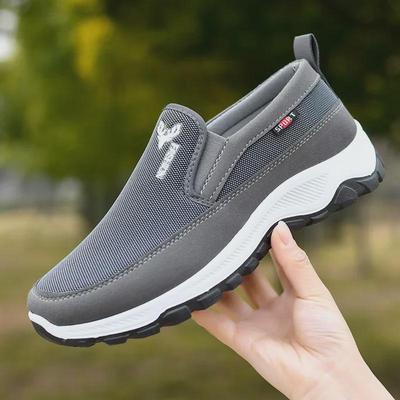Slip-On-Stoffschuhe für Herren im Herbststil: Bequeme Low-Top-Peking-Schuhe für ältere Männer