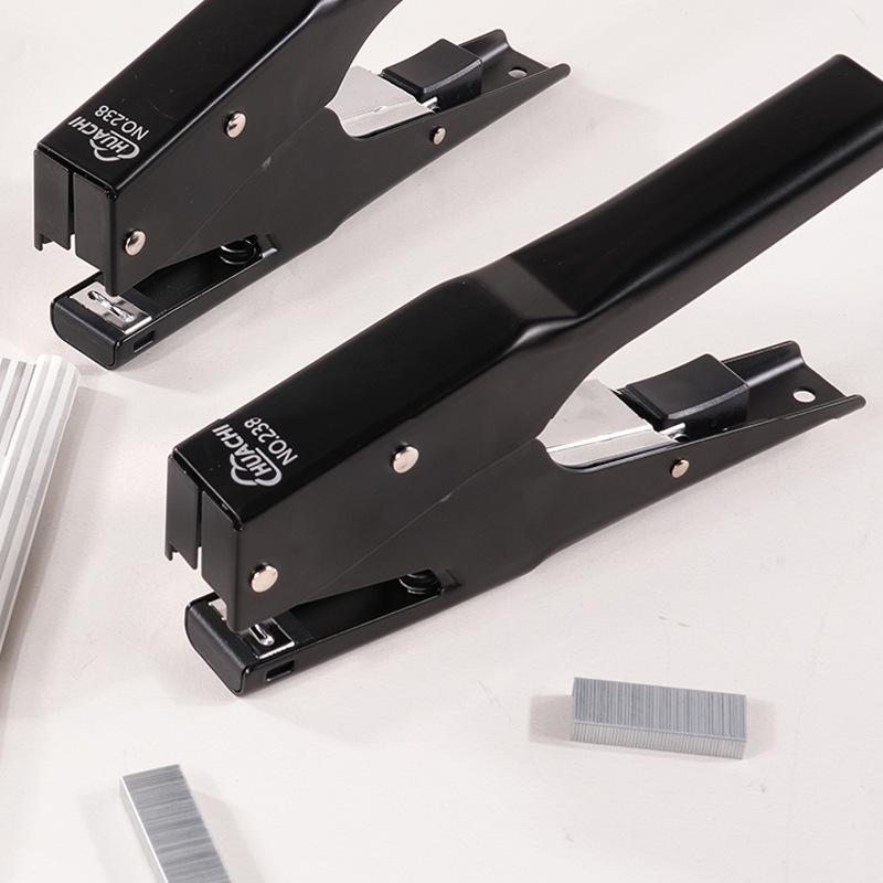 

Huachi Single-Handed Handheld Stapler for Takeaway and Express Delivery Packaging 238 Staples 20 Sheets