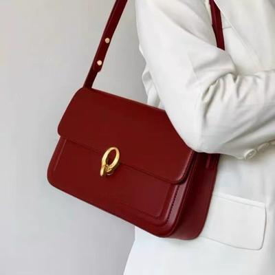 Sac rétro rouge de haute qualité pour femmes, nouveau sac sous les bras léger et luxueux pour les déplacements, sac à main de Niche française