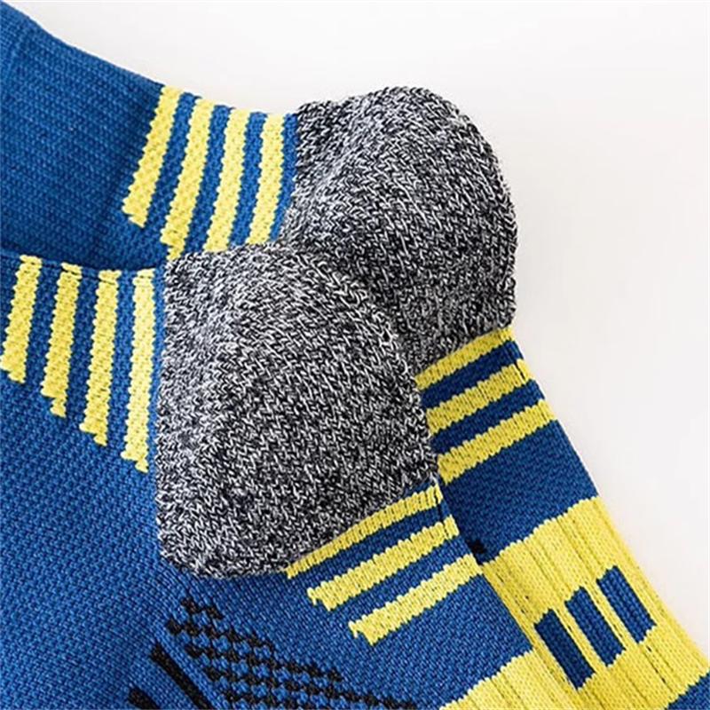 1Pairs Professional Men's Sports Socks Outdoor Running Fitness Climbing Thick Quick Drying Towel Short Socks For 39-45