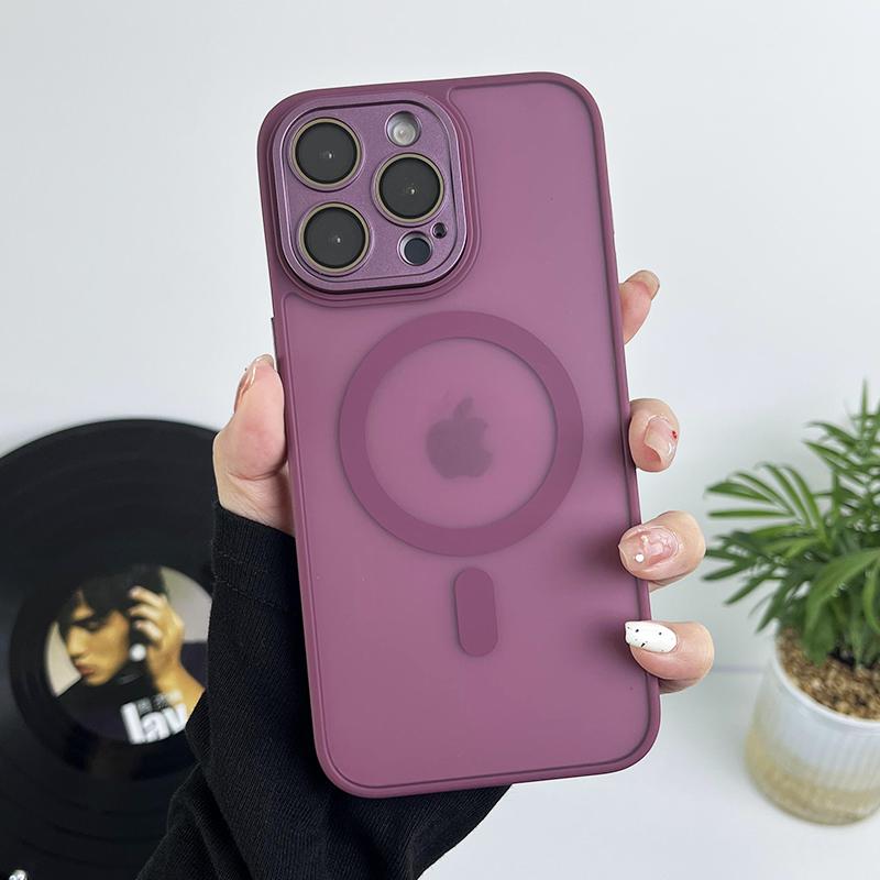 Capa de telefone ultrafina magnética fosca transparente para iPhone 11 12 13 14 15 16 Pro Max com carregamento sem fio Magsafe e película de lente