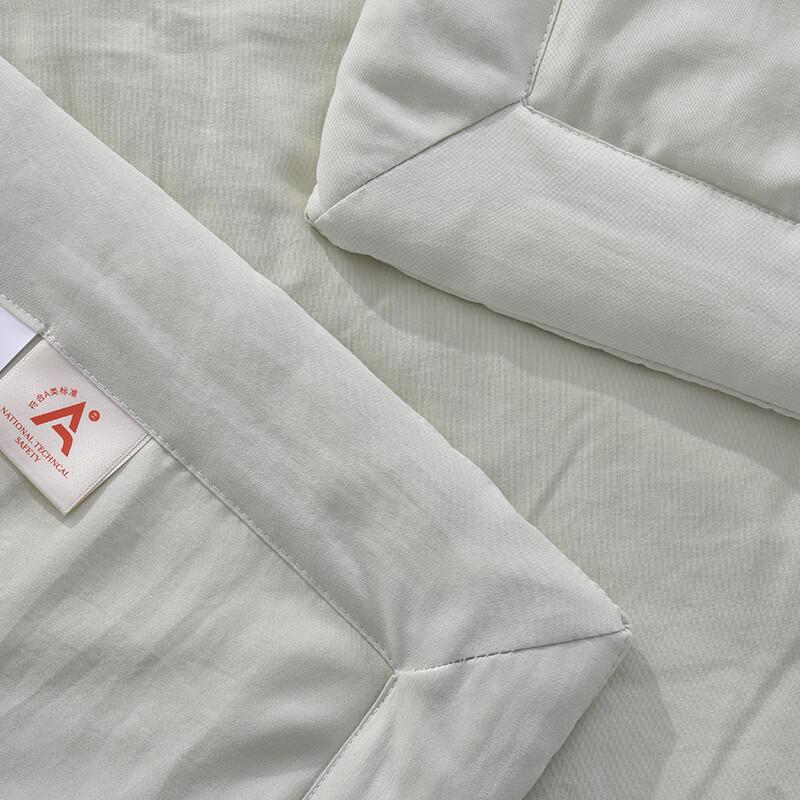 Hengyuanxiang Little Lucky Bean Soybean Summer Quilt