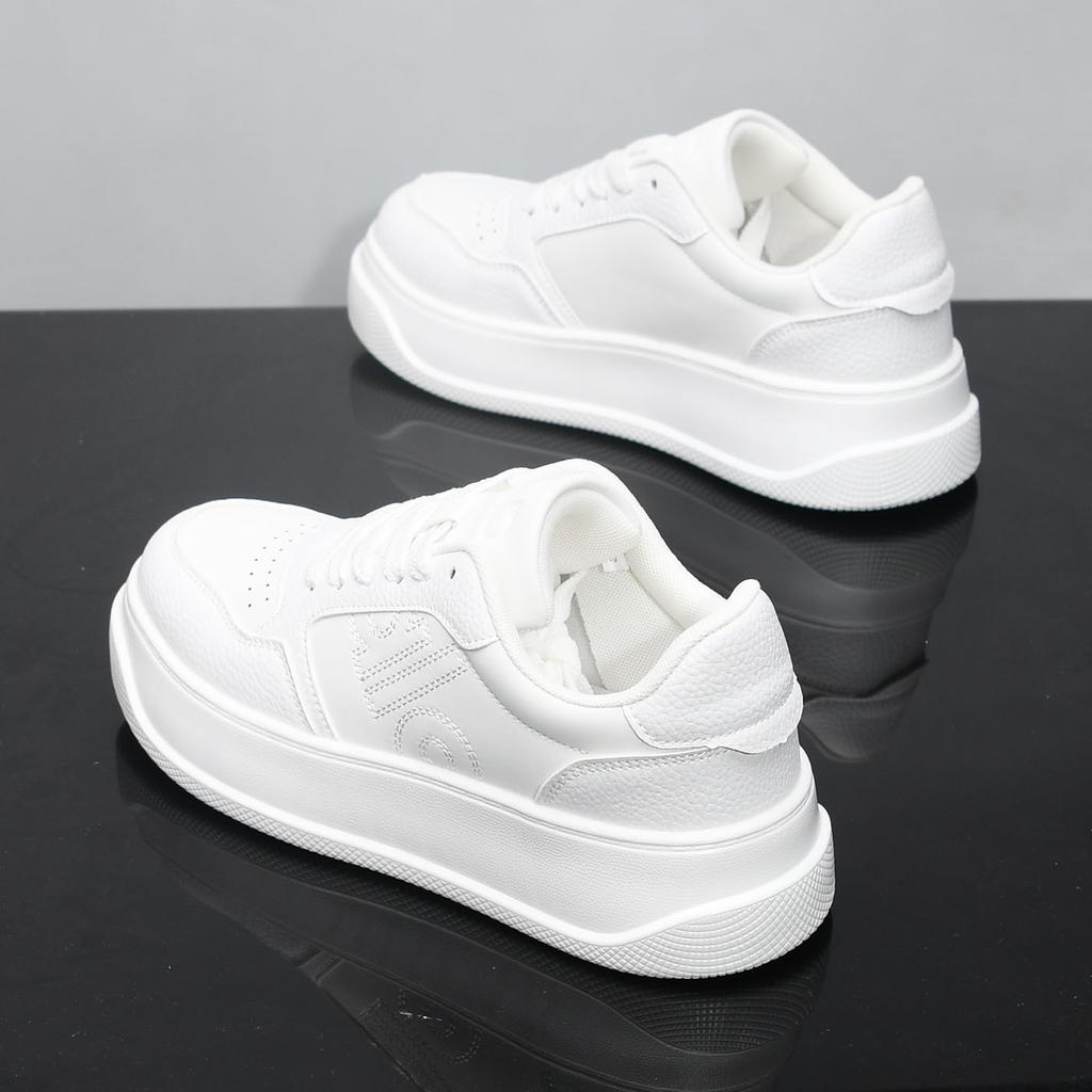 22 Autumn New Casual Breathable Board Shoes Sports Thick Soles Increase