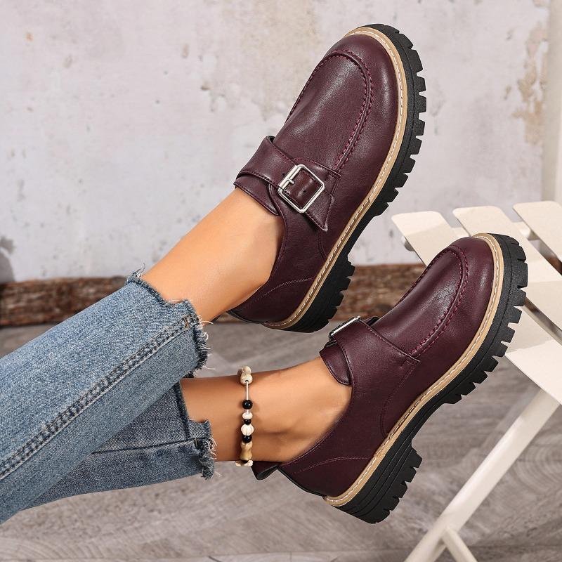 A New Style of Loafers with Belt Buckles, Large-sized Thick-soled Single Shoes for Women