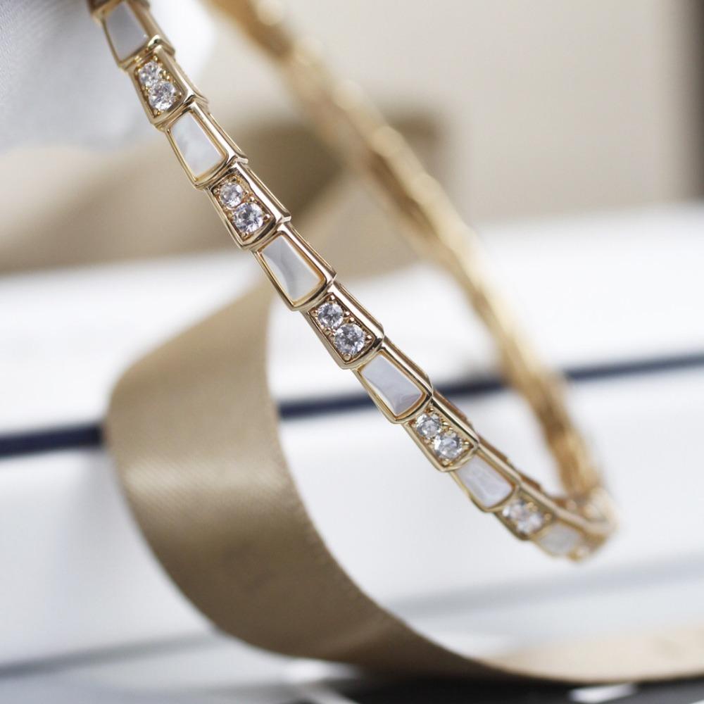 BV Snake Bone Premium White Fritillary Bracelet Light Luxury Personality Jewelry Premium Light Luxury Niche Design Bracelet