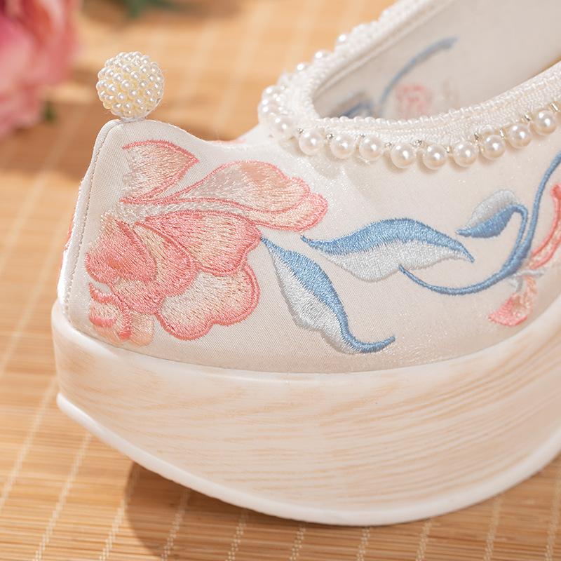Women Cheongsam Hanfu High-heeled Embroidered Shoes Chinese Style Ancient Fairy Cosplay Ankle Boots Pearl Lace-up Cloth Shoes
