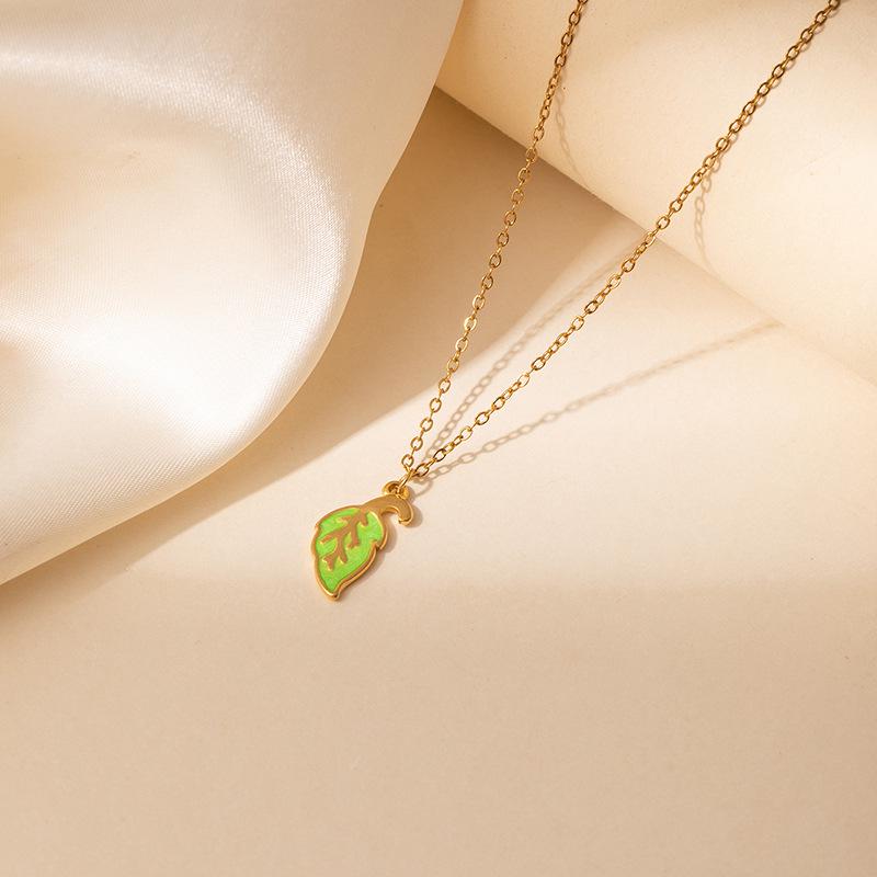 Elegant Titanium Steel Pink Cherry Blossom Necklace with Colorful Drip Glaze Rose Flower, Versatile Women's Clavicle Chain