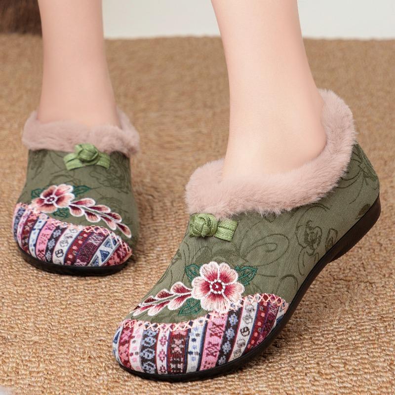 Shoes Women's Cotton Shoes Winter Women's Shoes Velvet One-pedal Embroidered Shoes Fluffy Shoes Large Size Cotton Shoes