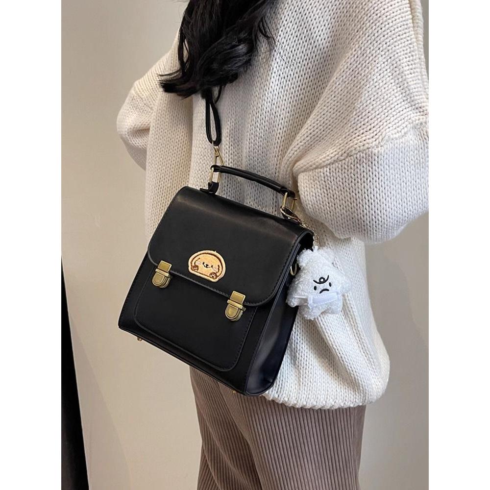 Retro Bag Women's Backpack 2025 New British College Style Going Out Travel Bag Niche Premium Texture Backpack