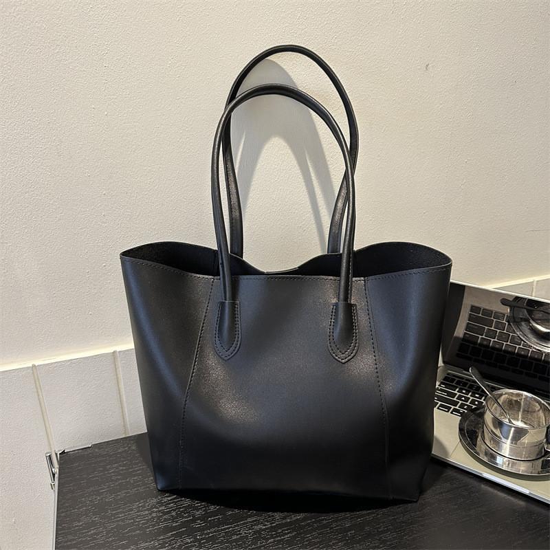 Stylish Retro Simple Tote Bag For Women With Large Capacity Perfect For Commuting