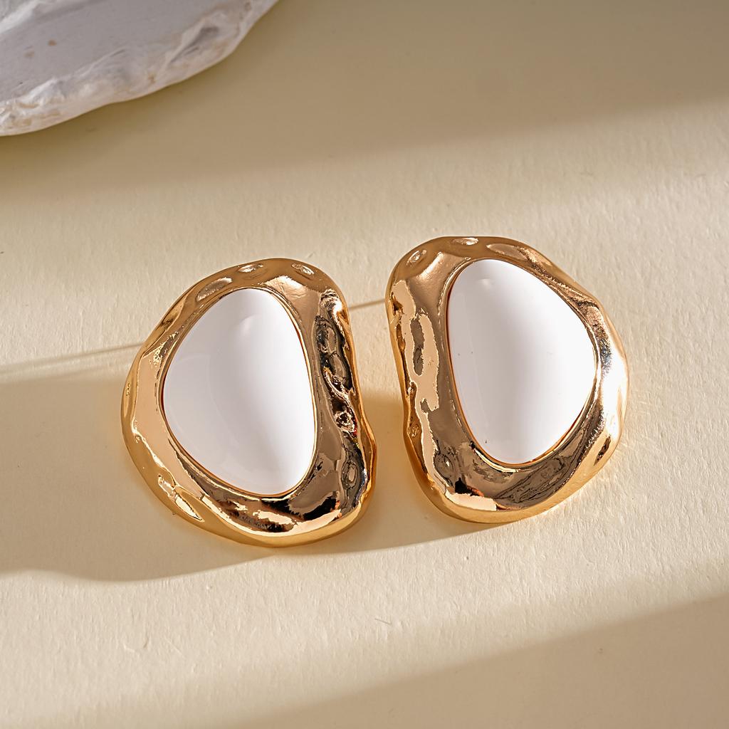 European and American silver needle geometric resin acrylic stud earrings summer small fresh earrings light luxury high-end earrings women