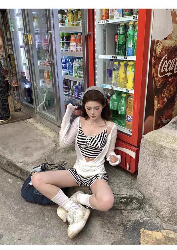 Gestreifter Zweiteiliger Boyshort-Badeanzug im Koreanischen Stil für Damen - Süße und Mädchenhafte Urlaubs-Bademode