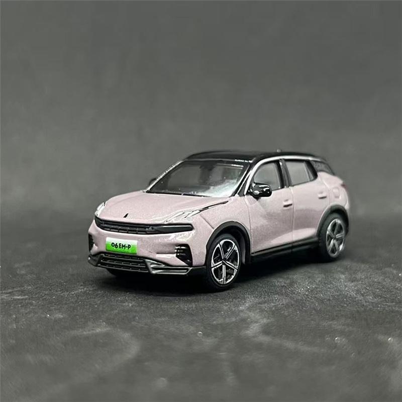 Bburago 1:64 LYNK&CO 06 EM-P SUV Alloy Car Model Diecast Metal Miniature Scale Vehicle Car Model Simulation Collection Kids Gift