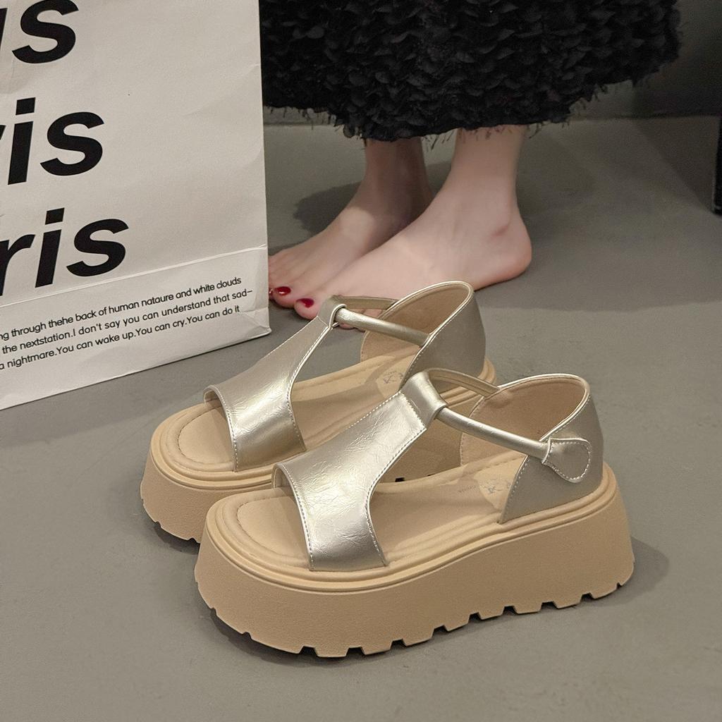 Muffin platform sandals women's summer 2025 new with skirt retro versatile casual heightening soft-soled beach Roman shoes