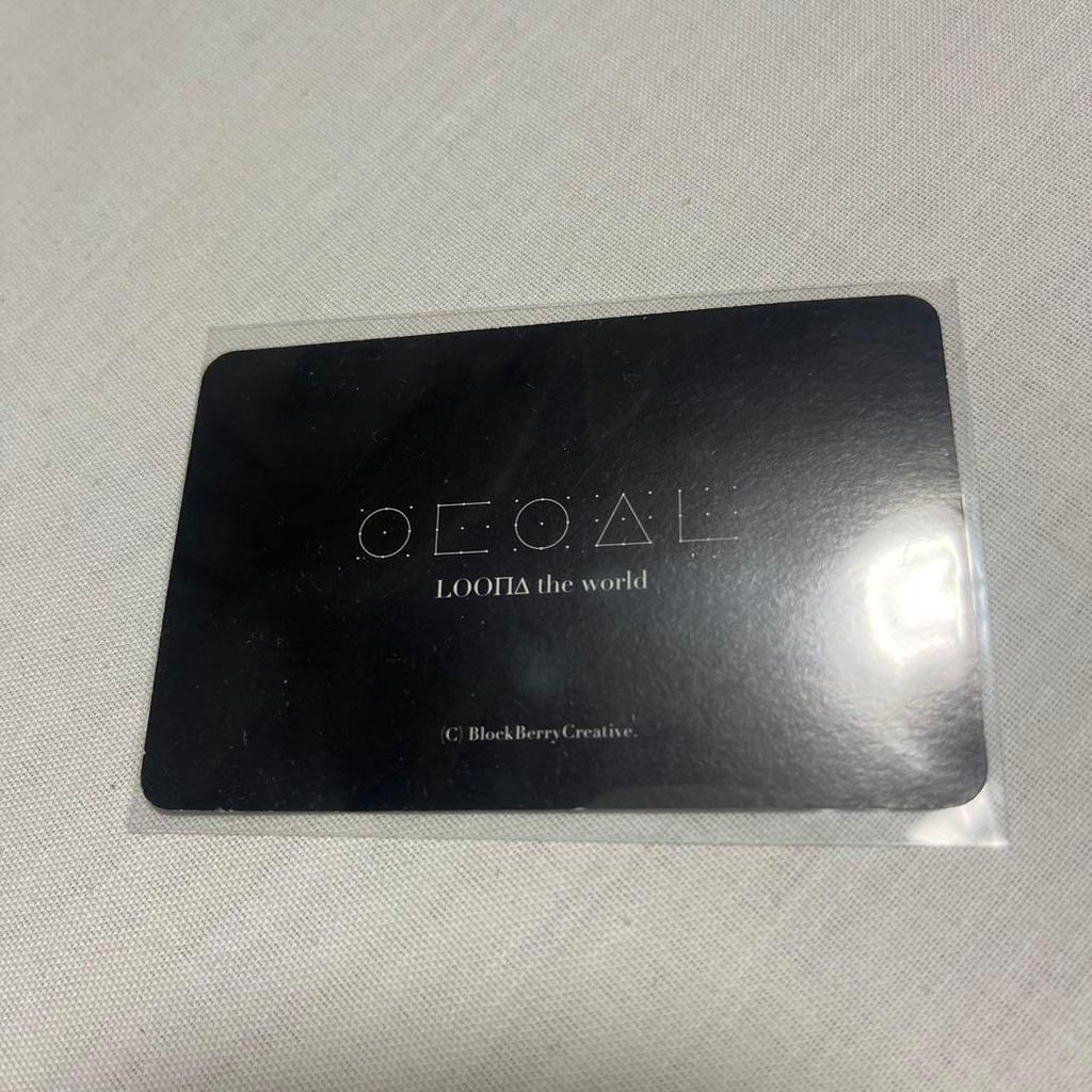 [UŻYWANE] Wyprzedaż ograniczona czasowo! LOONA ++ Edycja Limitowana Wersja A. Album na karty kolekcjonerskie