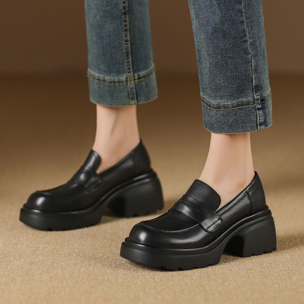 Coarse heel platform loafers women's 2025 early autumn new versatile deep mouth height increase lightweight brown one-pedal small leather shoes