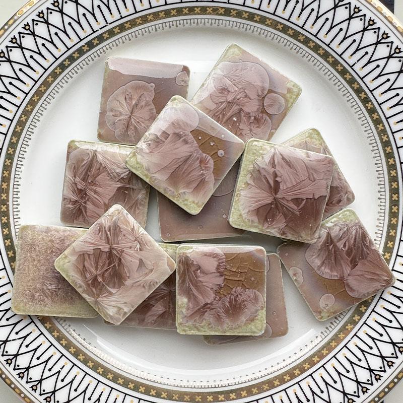 100g DIY Keramik Mosaikfliesen Glas Blatt Blütenblatt Form Handgemachte Ornamente Fliesen Wand Kunsthandwerk Kristall für Dekoratives Material 917