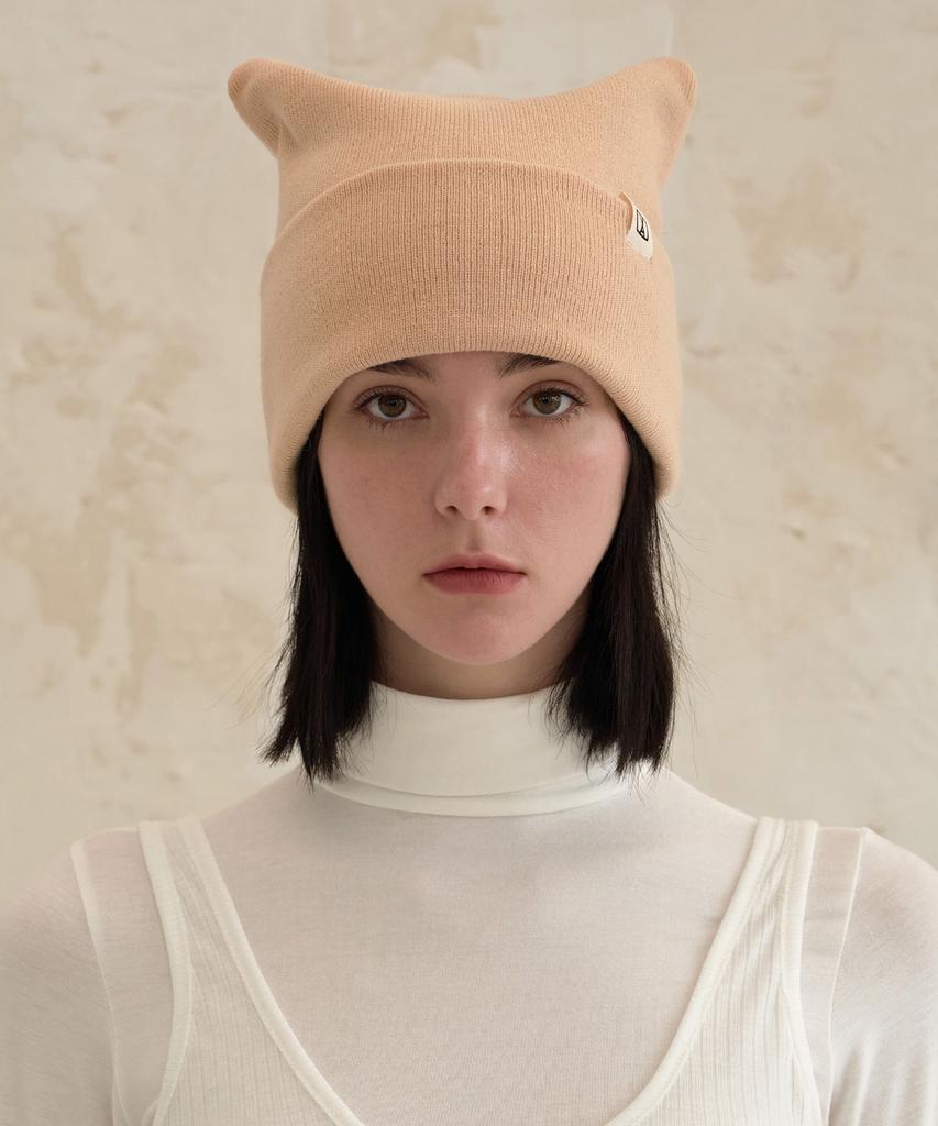 Bajal Va Label Square Beanie Beige