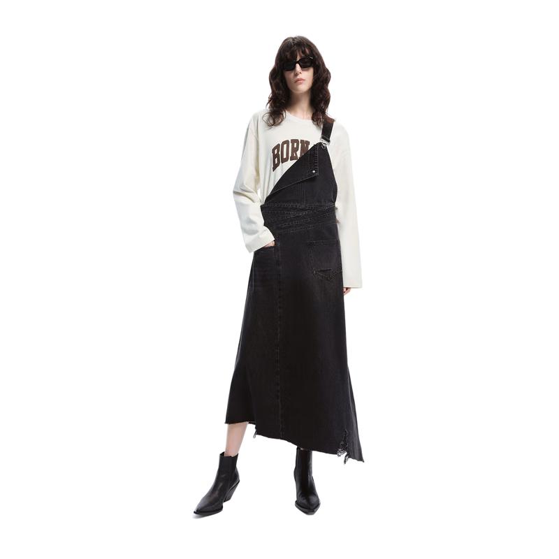 

MO&Co. Черное рваное джинсовое платье на подтяжках L