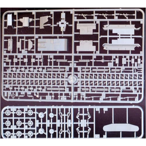IBG 1/72 British Universal Carrier Mk.1 Early Model Plastic Model Kit PB72023