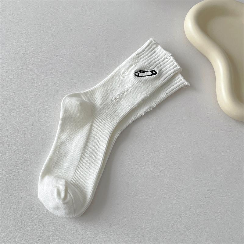 

Pin Embroidered Ripped Socks, Mid-Leg Socks, Trendy Piled Socks, Internet Celebrity Personality Trendy Sports Stockings one size fits all чистий білий колір