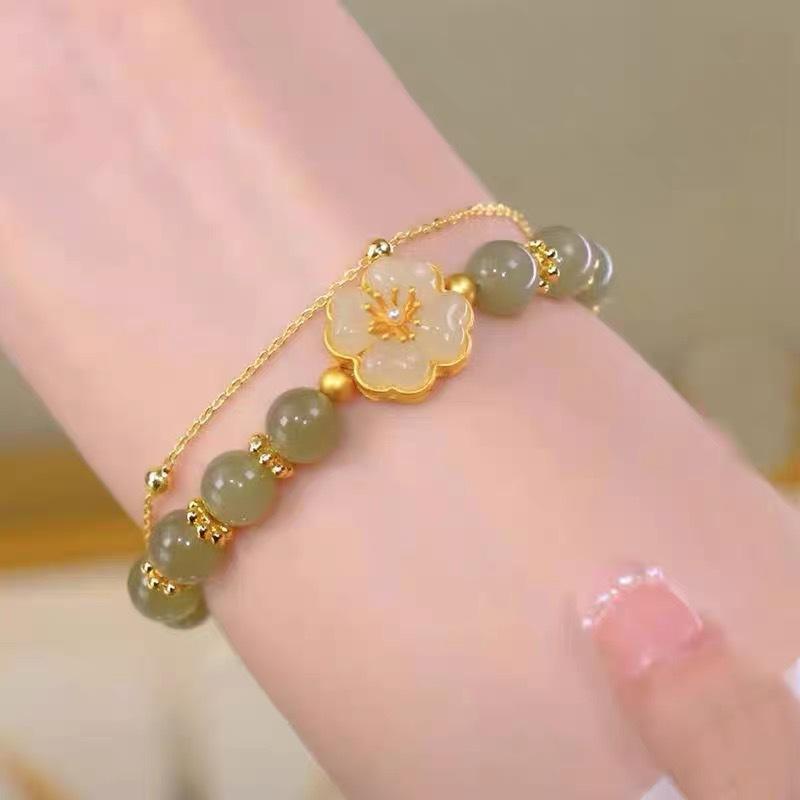 Guofeng Jade Rabbit bracelet adjustable fringe bracelet niche design promising future imitation jade bracelet Qixi Festival gift
