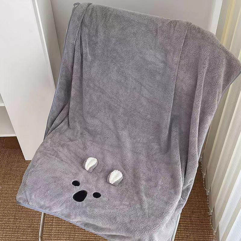 Fashionable And Cute Bathroom Absorbent Cartoon Koala Bath Towel