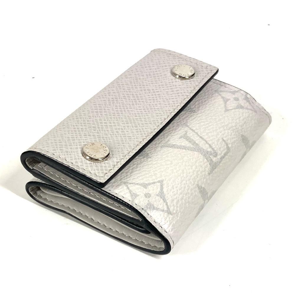 Louis Vuitton M30899 Taigalama DiscoveryCompact Wallet  Trifold wallet
