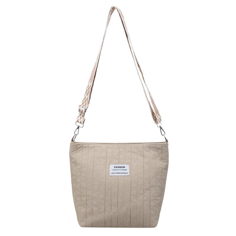 

Canvas bag Women s messenger large-capacity tote bag New trendy fashion casual simple shoulder bag Commuter bag хаки