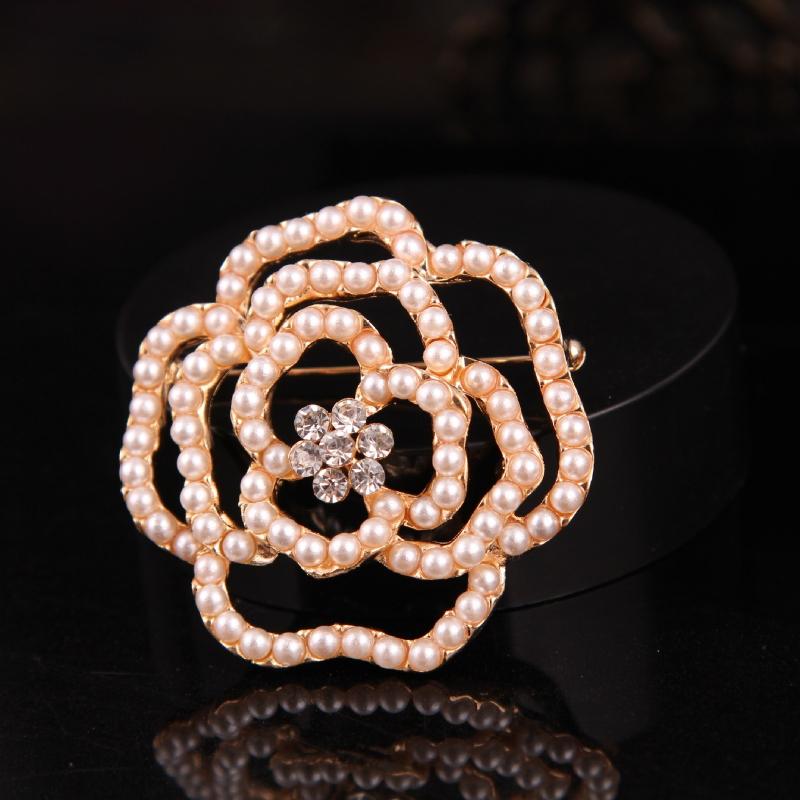 Full Pearl Large Plum Blossom Brooch Flower Corsage Women's Jewelry Exquisite Hypoallergenic Luxury Enamel Long-lasting Color