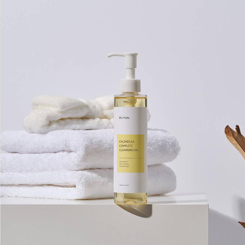 IUNIK Calendula Complete Cleansing Oil 200ml