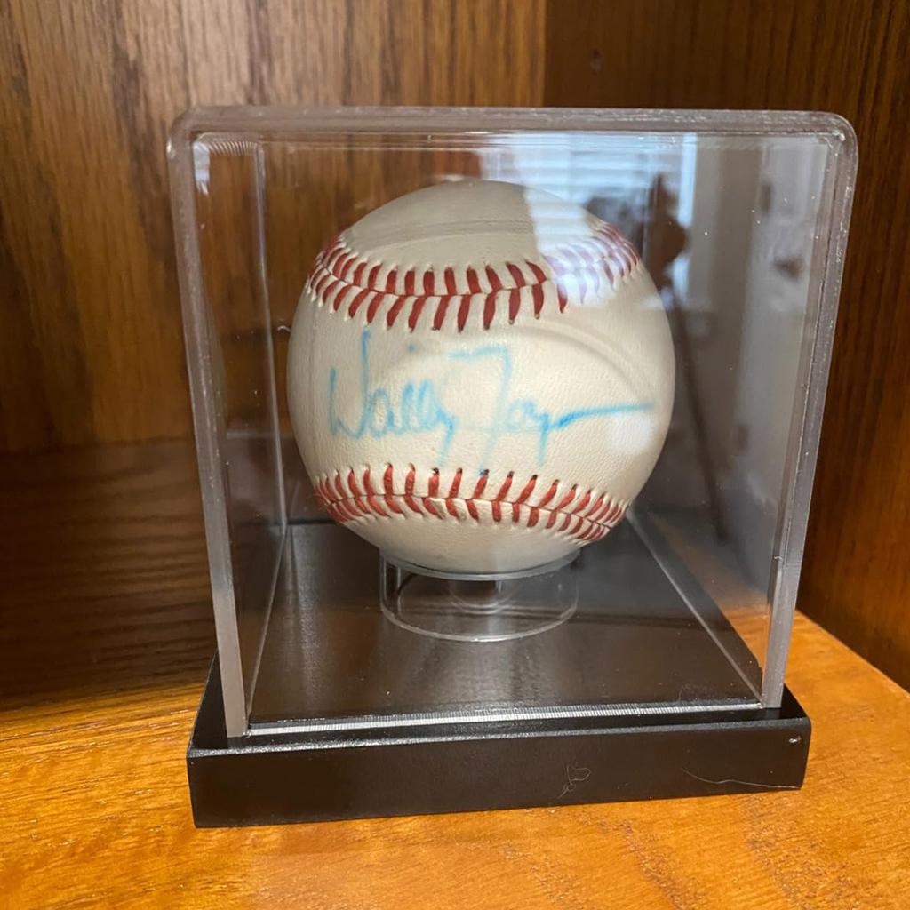 Premium Acrylic Baseball Display Box Durability Square Baseball Show Box for Memorabilia and Keepsakes