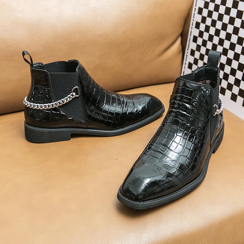 Wniter New Male Pointed Alligator Pattern Metal Chain Ankle Boots Men Casual Luxury High Top Platform Shoes Zapatos Hombre