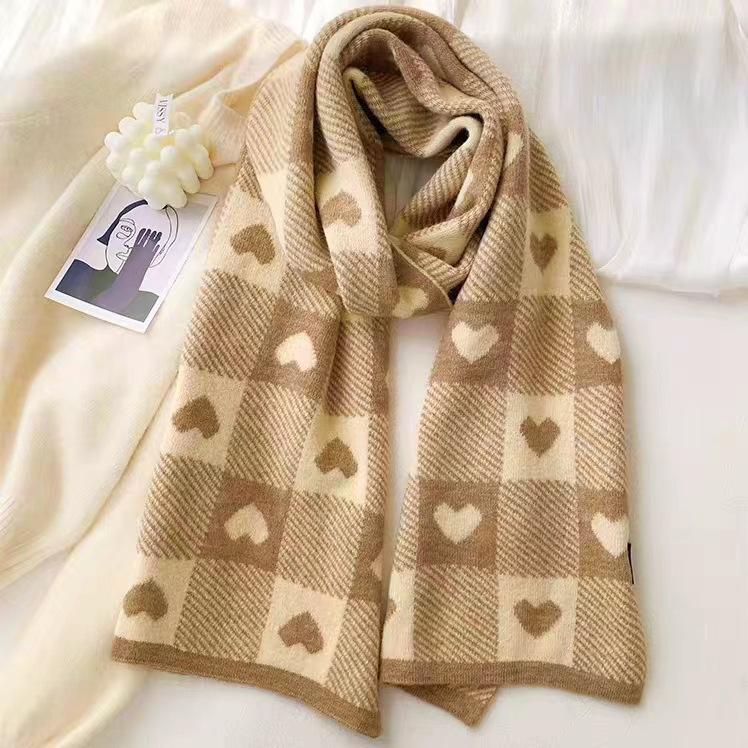 Internet Celebrity Knitted Love Scarf Female Autumn and Winter Black and White Plaid Soft Student Cute Thickened Scarf Couple