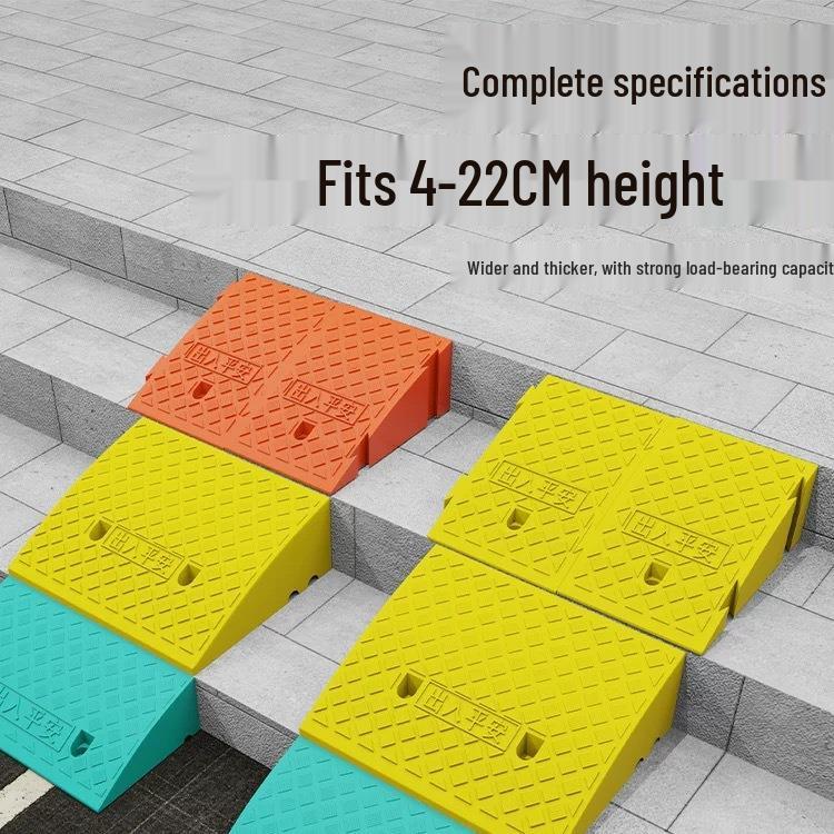 Car Sill and Roadside Plastic Uphill Triangle Speed Bump Mat