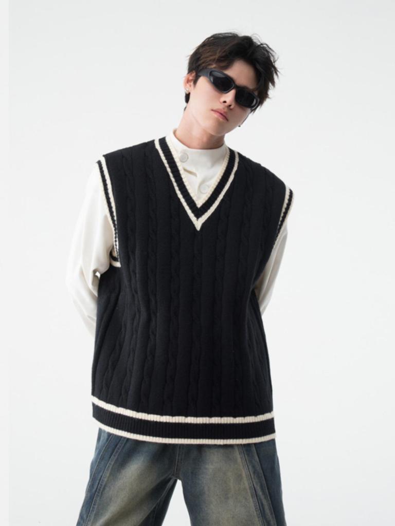 Unisex Retro Japanese Color Block V-neck Knit Vest, Basic Loose Sleeveless Sweater, Versatile Niche Style