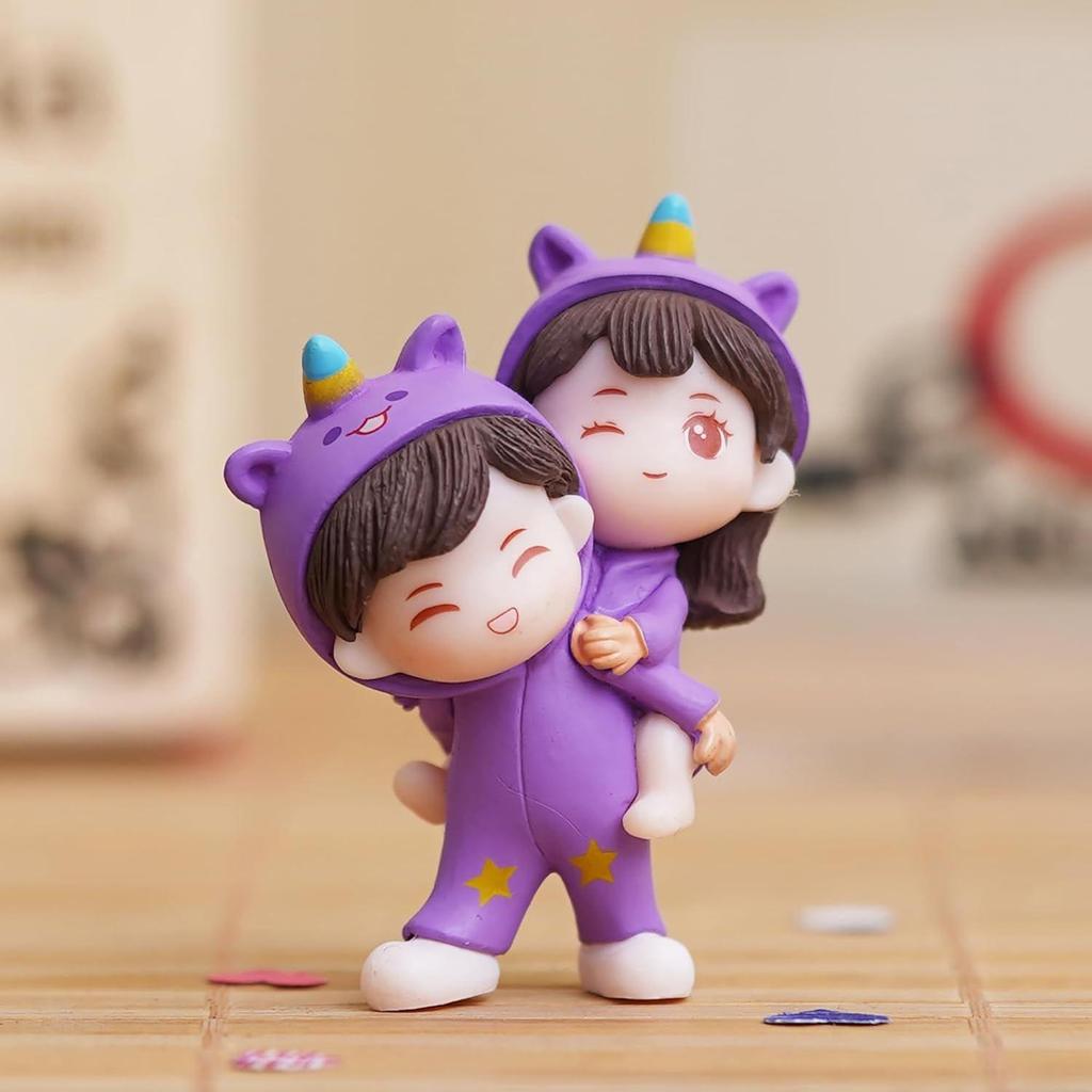 Purple Miniature Cute Couple Statue Girl On Boy's Shoulder Decorative Showpiece - Valentine Gift for Girlfriend, Boyfriend, Husband, Wife (Polyresin)
