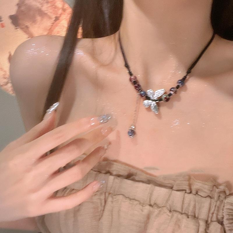 Light luxury elegant pearl water drop fringed rhinestone collarbone chain fashion temperament celebrity high sense necklace new trend