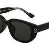 Bold sunglasses, kitsch look, Southeast Asian leopard horn-rimmed glasses
