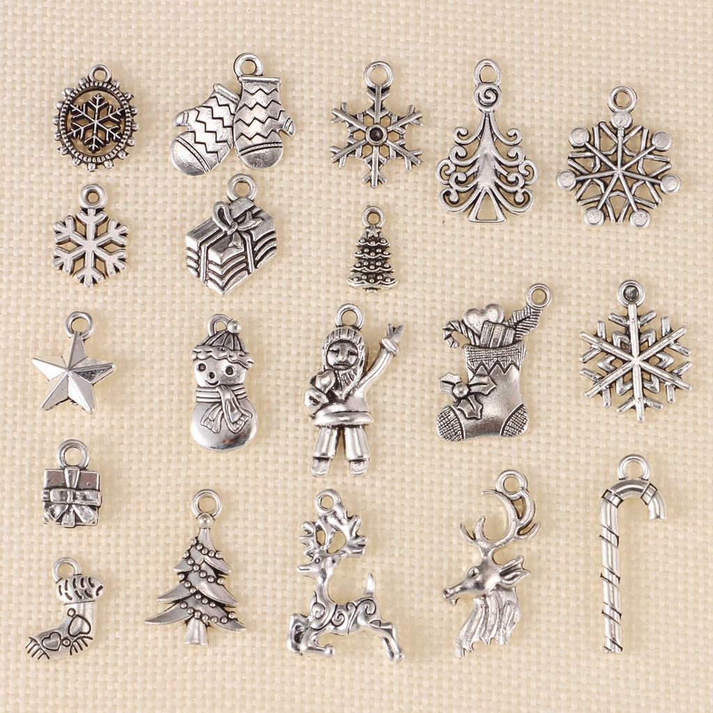 19pcs Vintage Mixed Style Christmas Snowflakes Snowman Pendants DIY Jewelry Making Accessories Handmade Material Art Craft