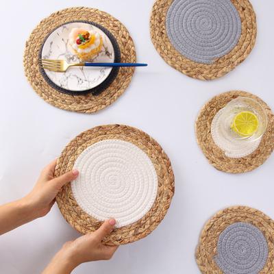 Handwoven Coaster Heat-Resistant Round Placemats Natural Non-Slip Coaster Eco-Friendly Table Decor for Home Kitchen Dining