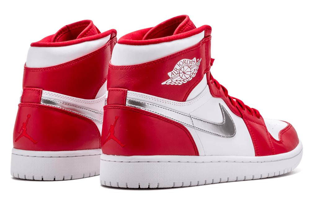 Jordan 1 Srebrny Medal Retro 332550-602