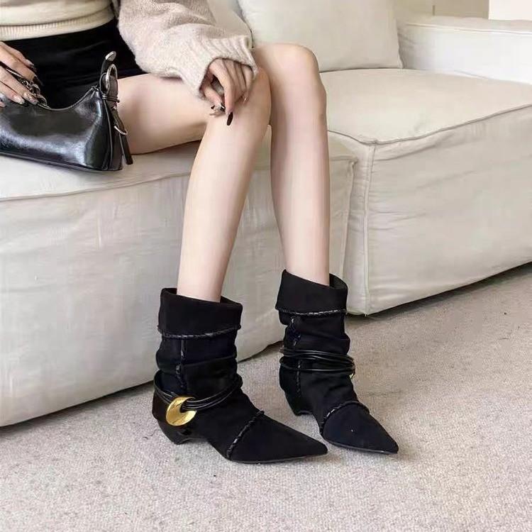 [Fanfna] Frosted kitten heap boots, pointed head sleeve, thick heel, medium heel, short boots, flanged two, wear cowboy boots