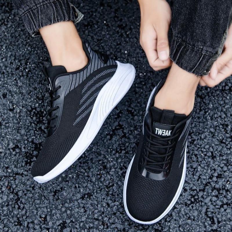Flying woven mesh men's shoes spring and autumn sports shoes men's breathable casual shoes trendy shoes