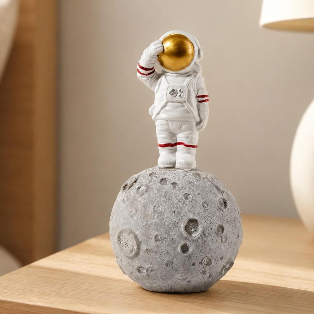 Astronaut Figurine Ornamental Statue Cool